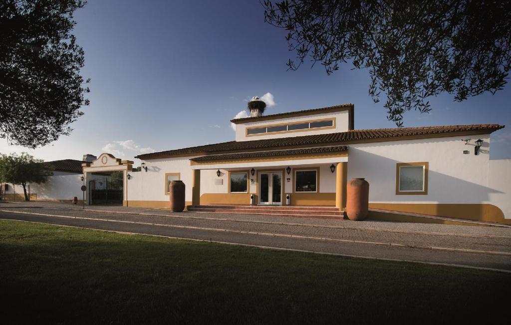 Vila Gale Alentejo Vineyard - Clube De Campo Albernoa Dış mekan fotoğraf